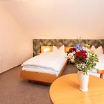 Waldhaus Szálloda Waltershausen