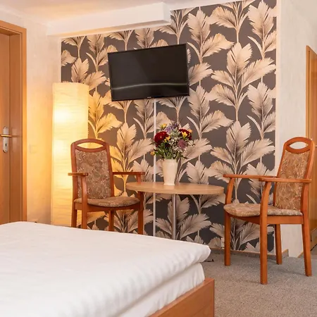 Hotel Waldhaus Waltershausen